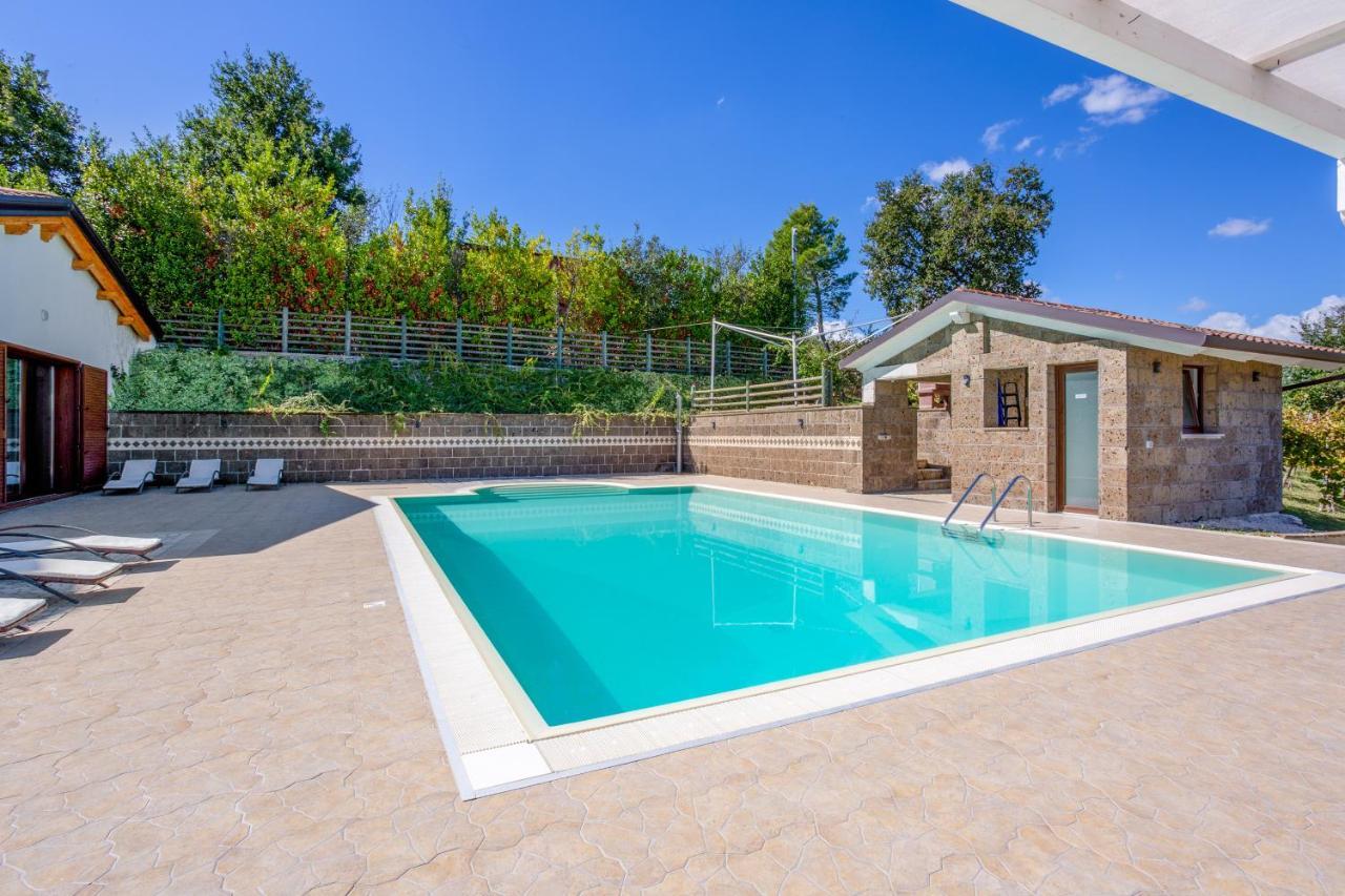 Villa Santoro Ai Tre Ulivi Con Piscina Privata Caiazzo Exterior photo